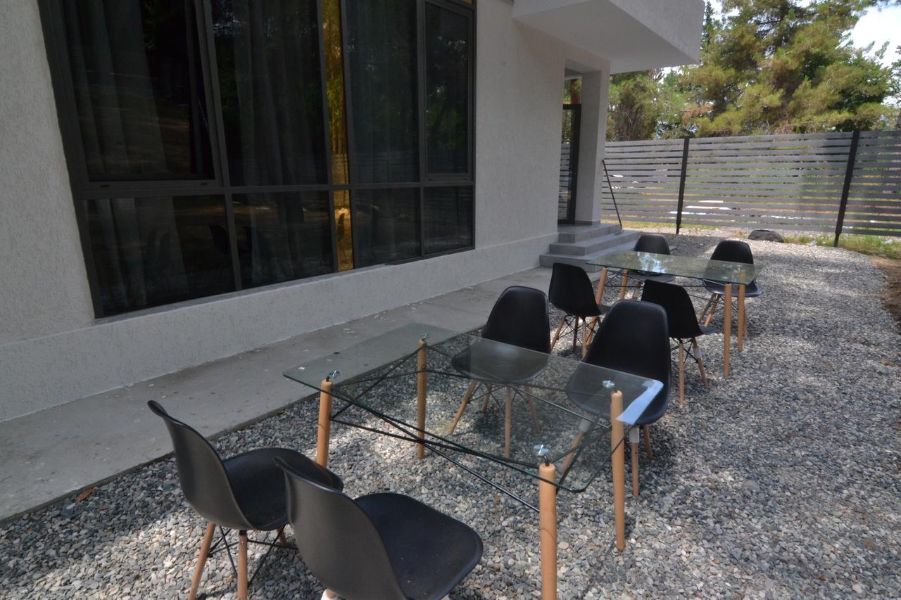 Hotel Apra ปิซุนดา ภายนอก รูปภาพ